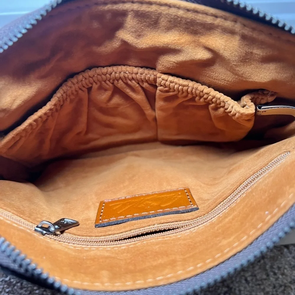 Patricia Nash Tooled Leather Cassini Wristlet- Old Rose